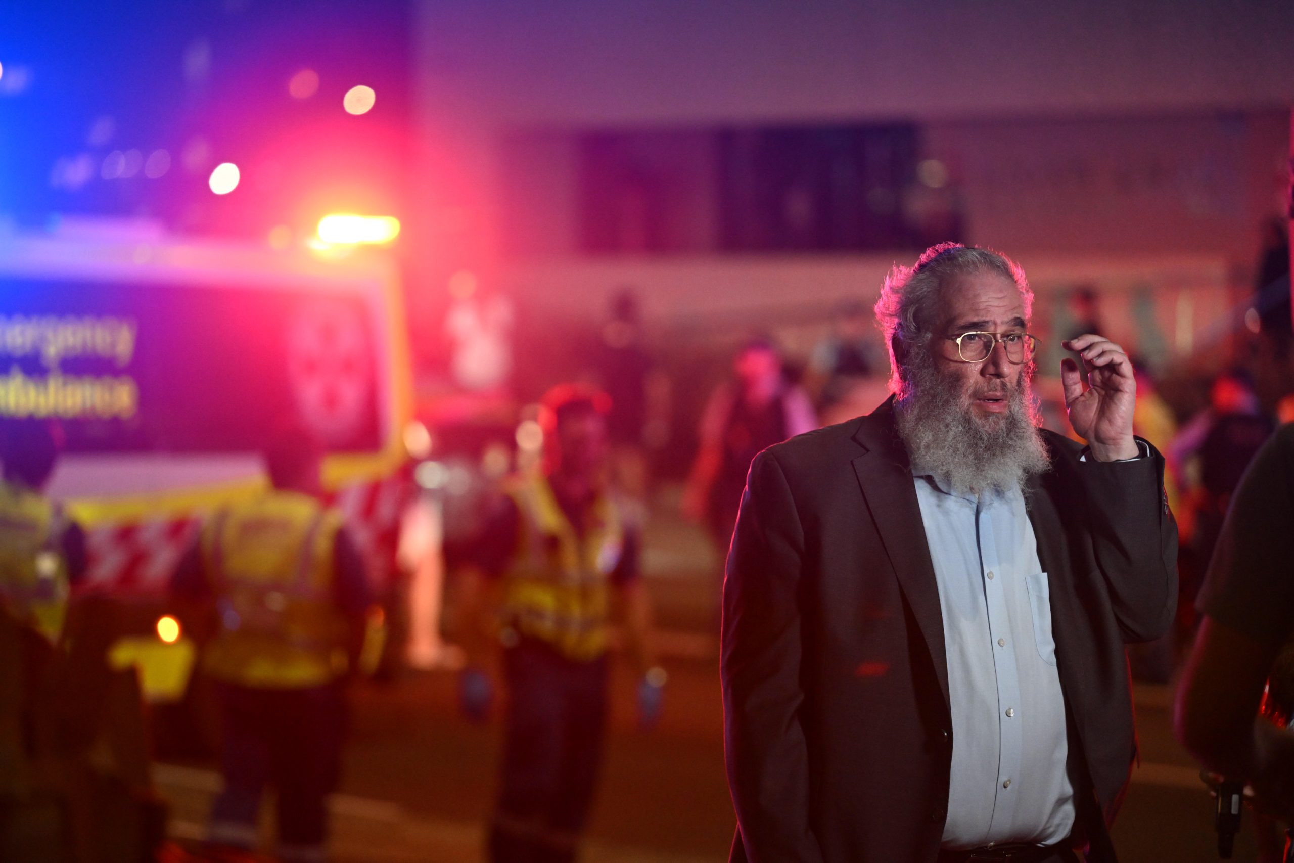 Bondi Beach attack, Sydney, 2025